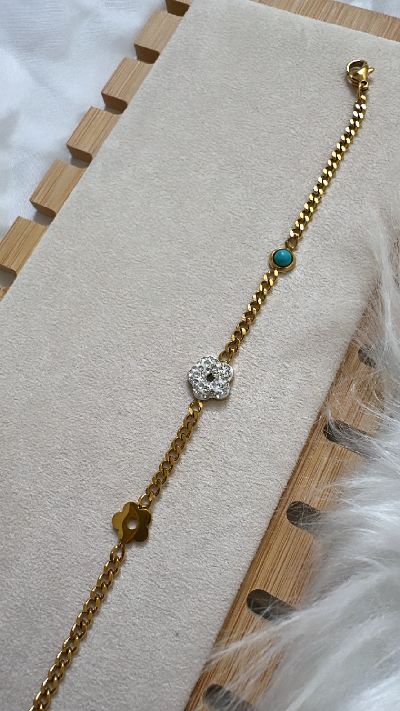Bracelet