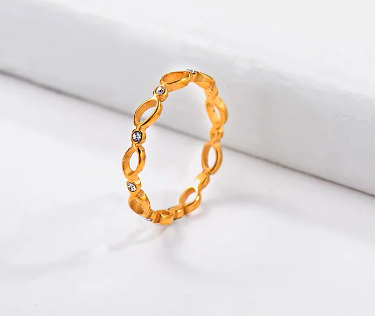 Twisted Ring