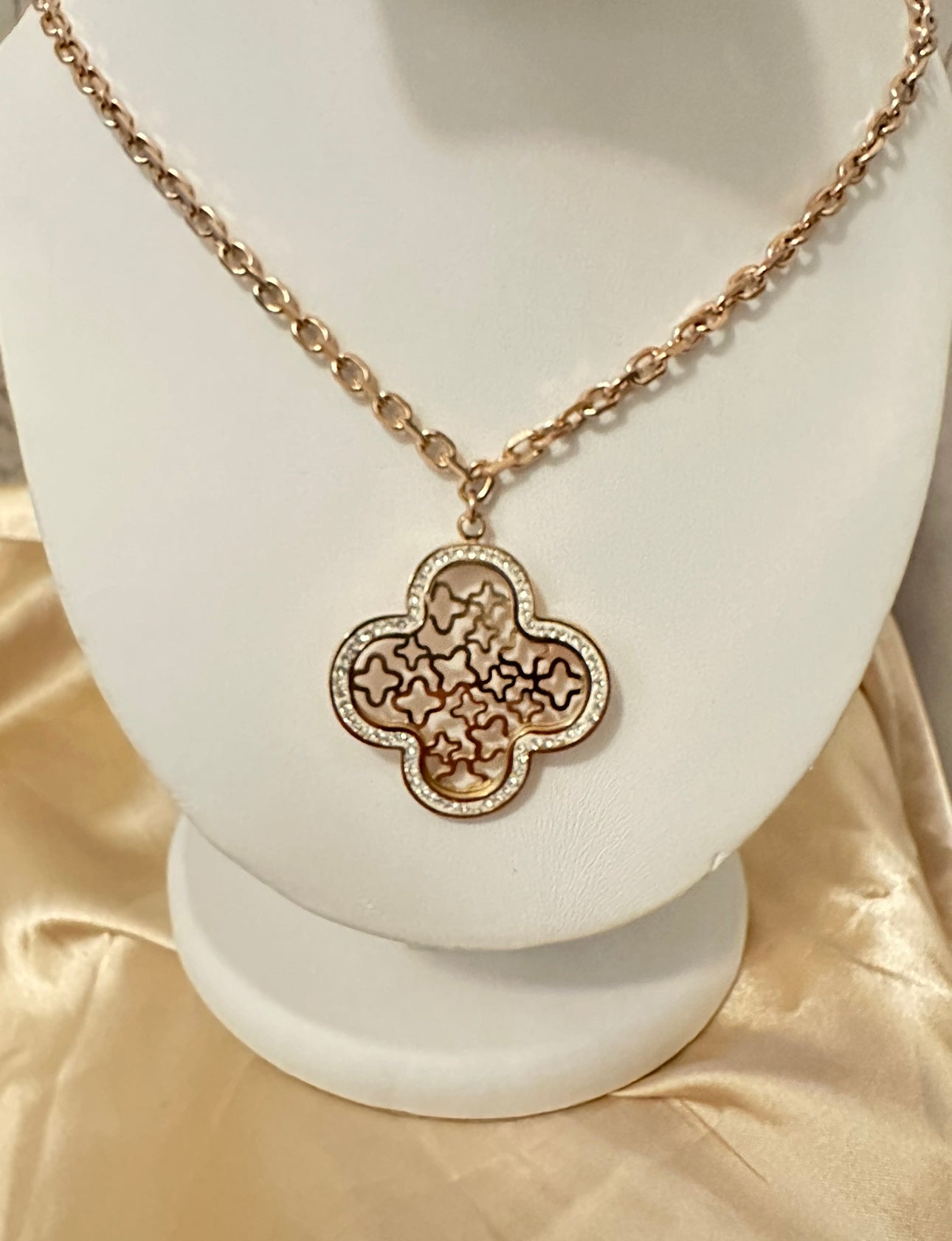 Flowers Necklace